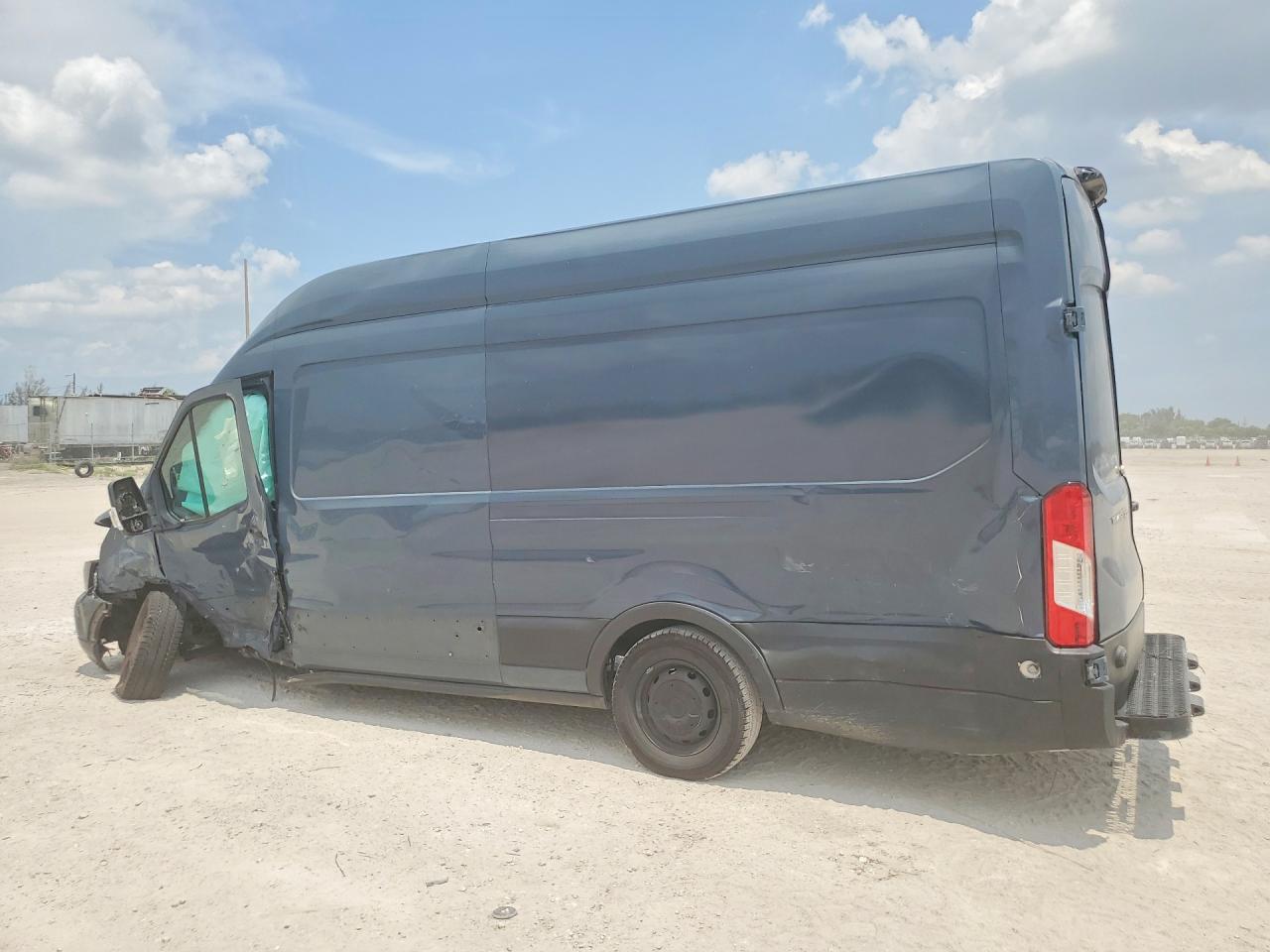2019 Ford Transit T-250 - Image 2