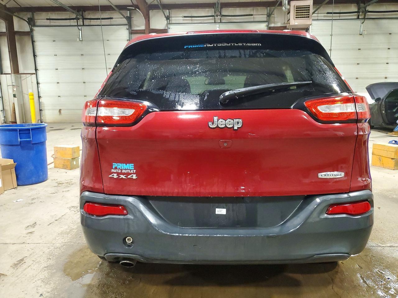2016 Jeep Cherokee Latitude - Фото 6