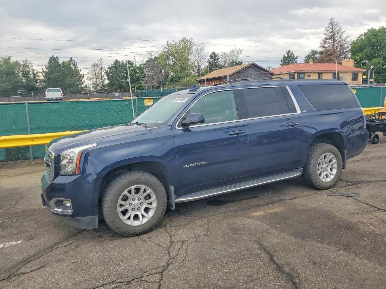 2019 GMC Yukon Xl K1500 Slt