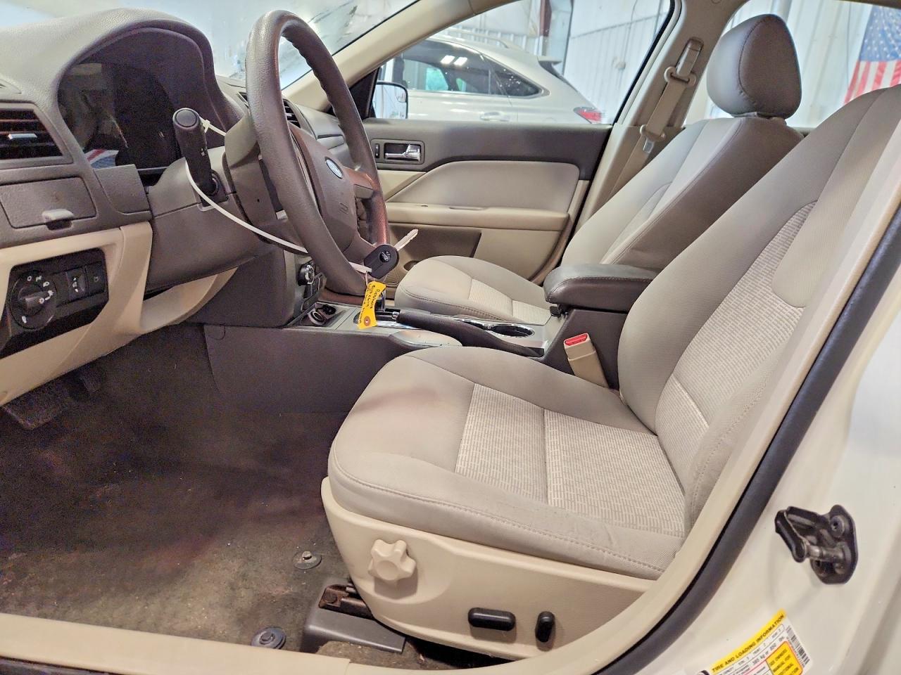 2012 Ford Fusion Se - Image 7