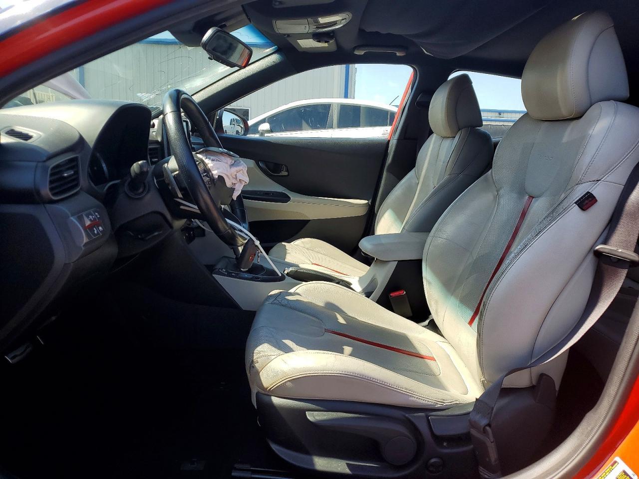 2019 Hyundai Veloster Turbo Ultimate - Image 7