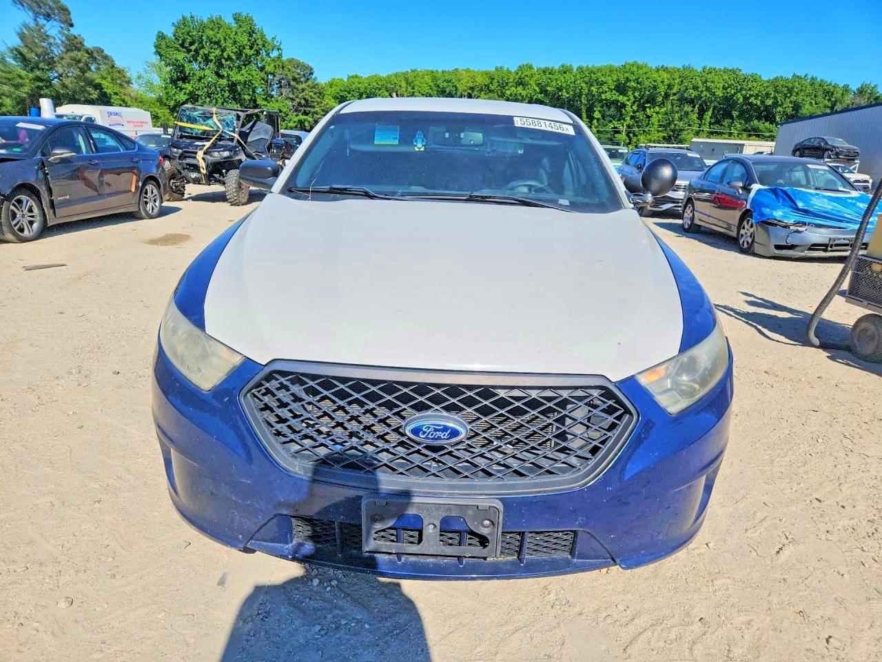 2014 Ford Taurus Police - Фото 5