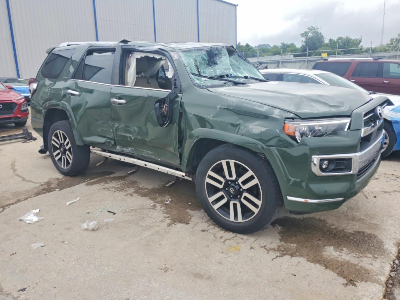 2022 Toyota 4Runner Limited - Image 4