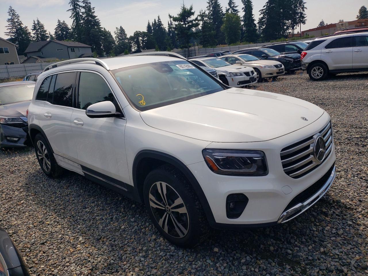 2025 Mercedes-Benz Glb 250 4Matic - Image 4