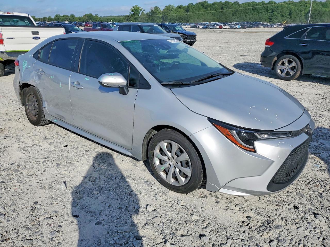 2022 Toyota Corolla Le - Image 4