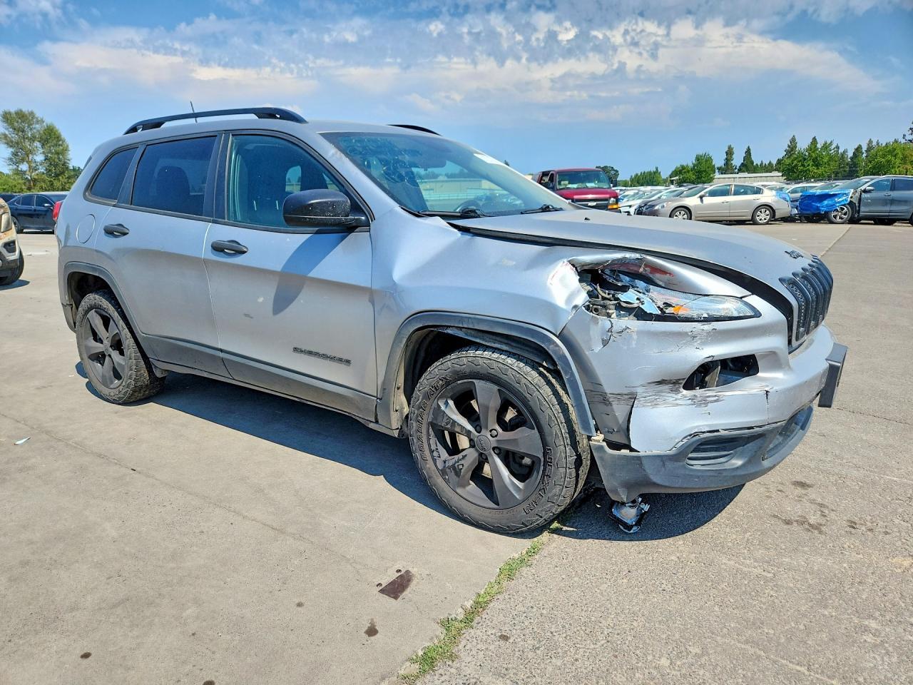 2016 Jeep Cherokee Sport - Image 4