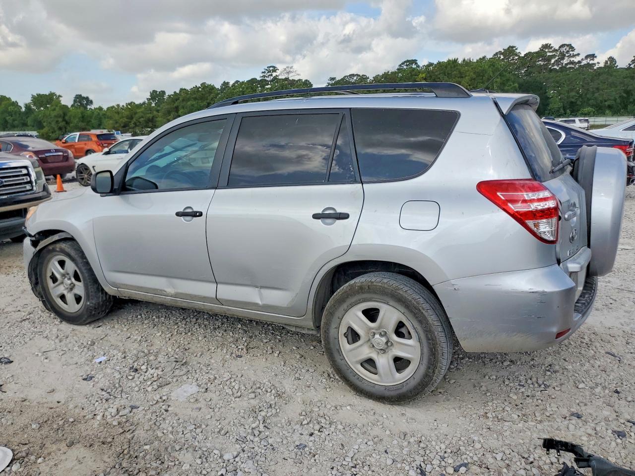 2012 Toyota Rav4 Base - Фото 2