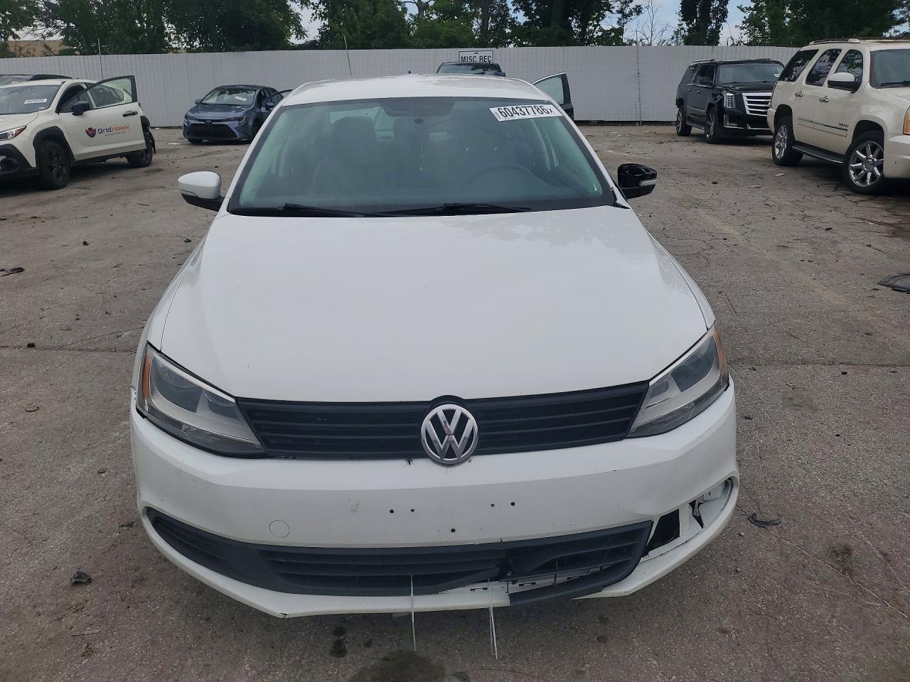 2014 Volkswagen Jetta Se - Image 5