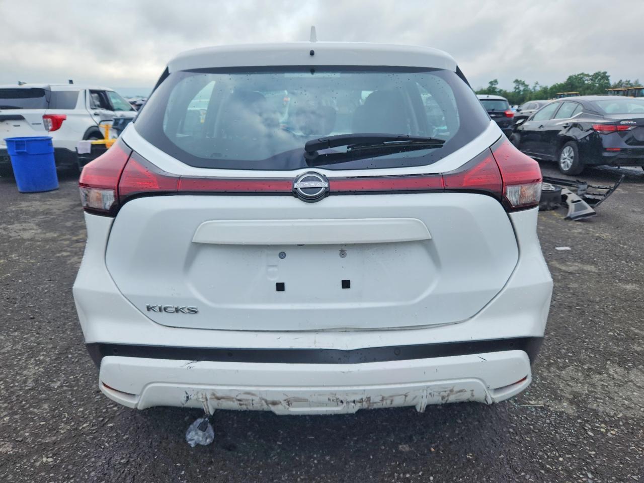 2024 Nissan Kicks S - Image 6