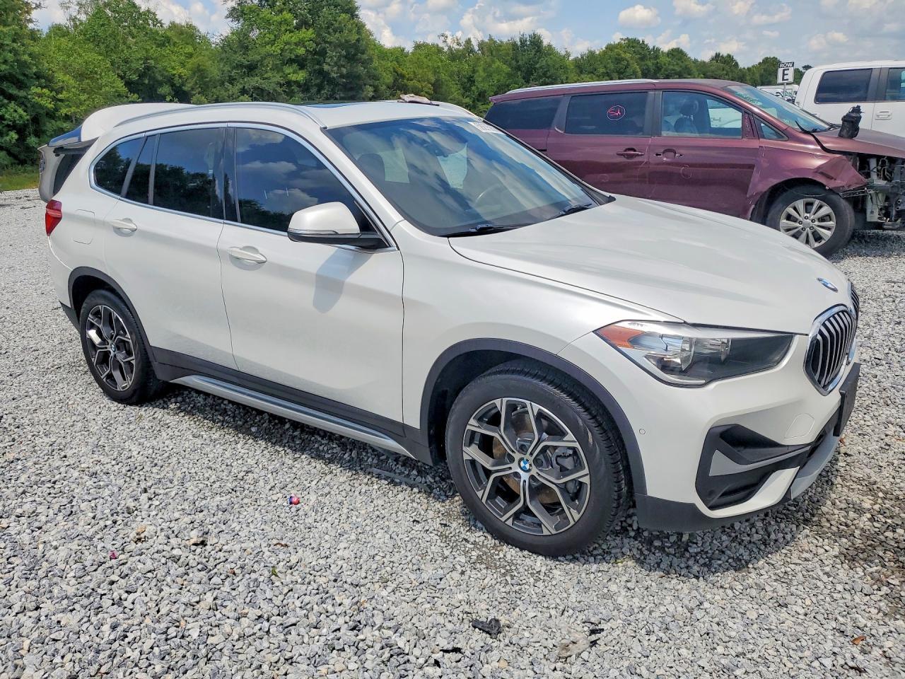 2021 BMW X1 Sdrive28I - Фото 4