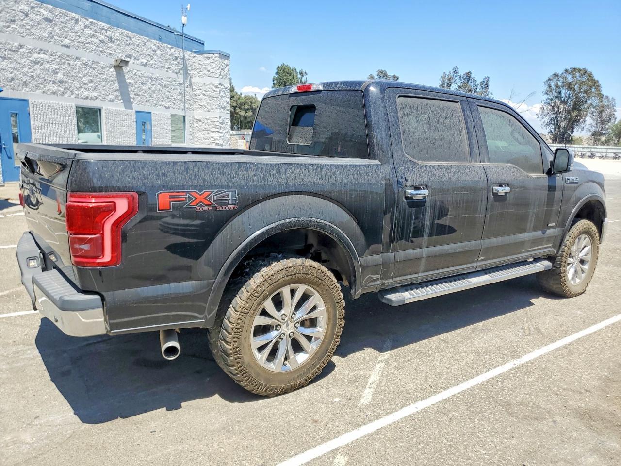 2017 Ford F150 Supercrew - Фото 3