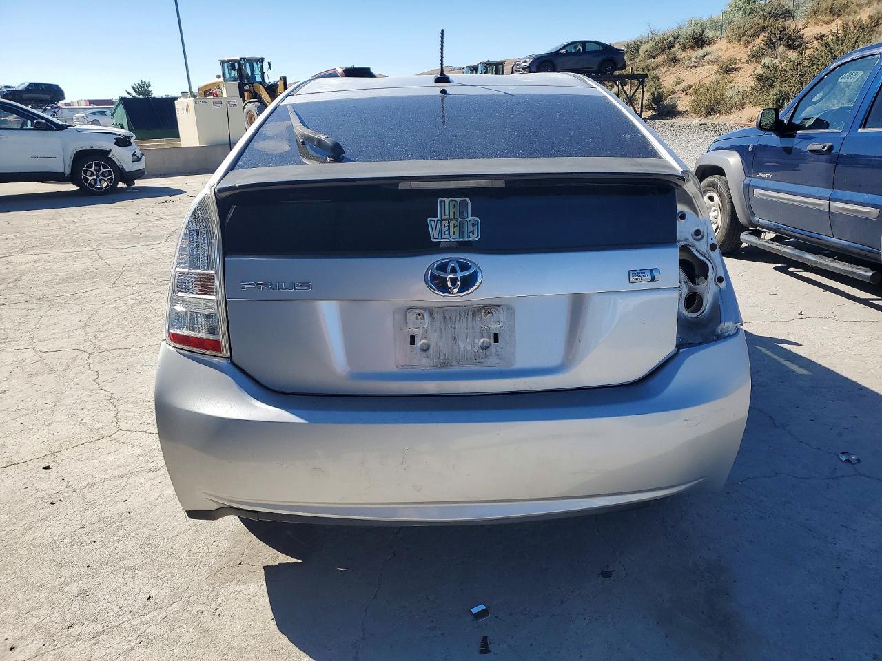 2010 Toyota Prius Iii - Фото 6