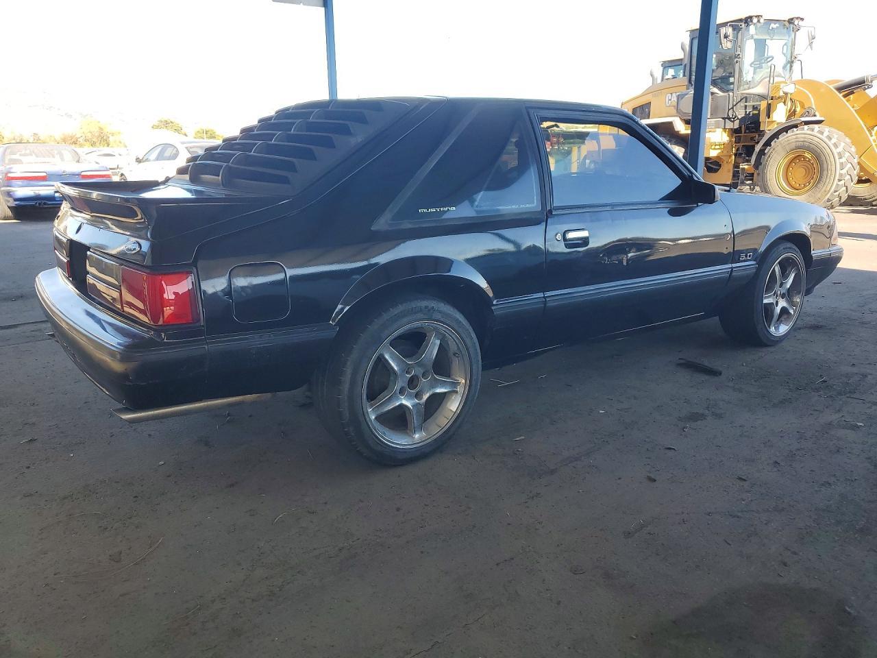 1991 Ford Mustang Lx - Image 3