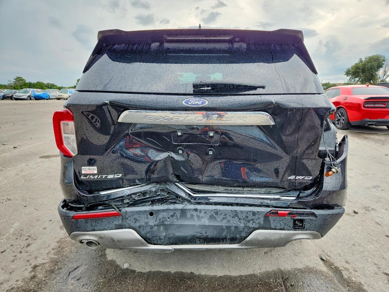 2023 Ford Explorer Limited - Image 6