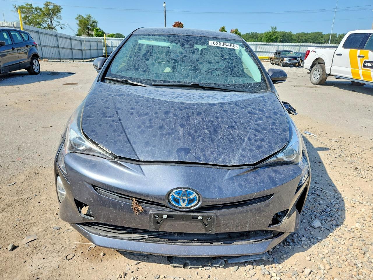 2016 Toyota Prius Three Touring - Image 5