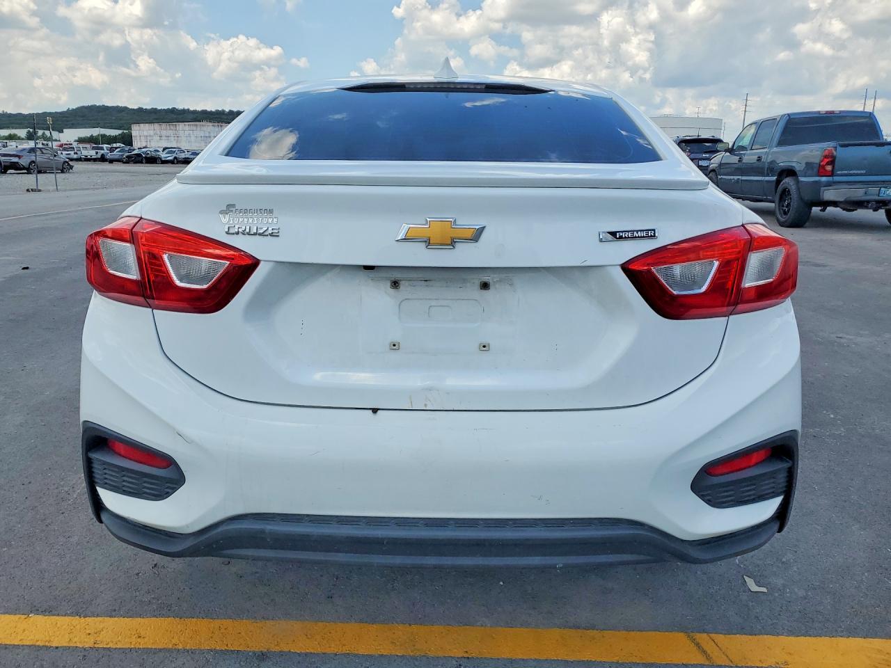 2016 Chevrolet Cruze Premier - Image 6