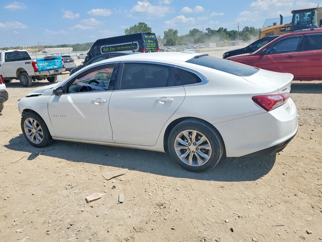 2019 Chevrolet Malibu - Фото 2