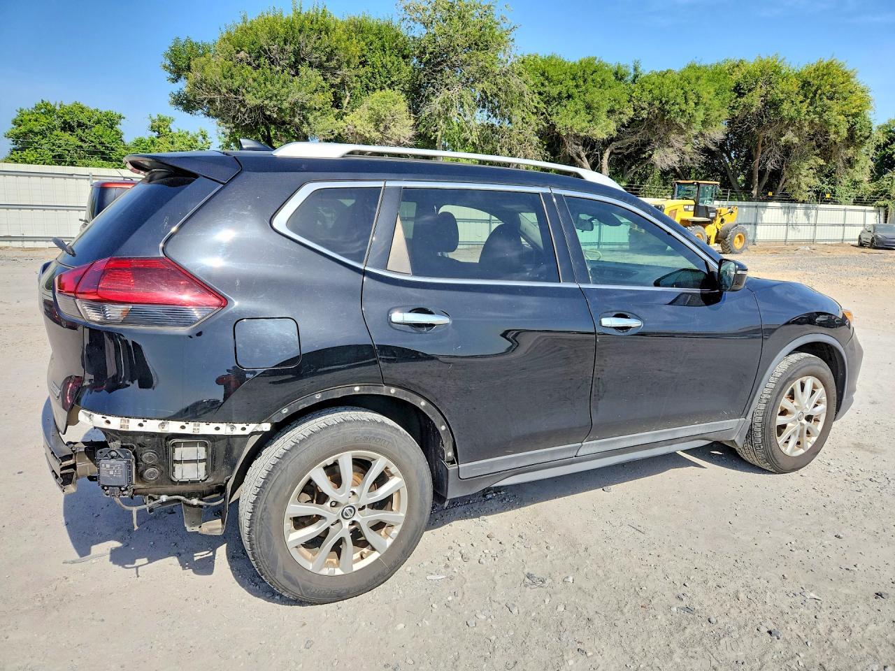 2020 Nissan Rogue S - Image 3
