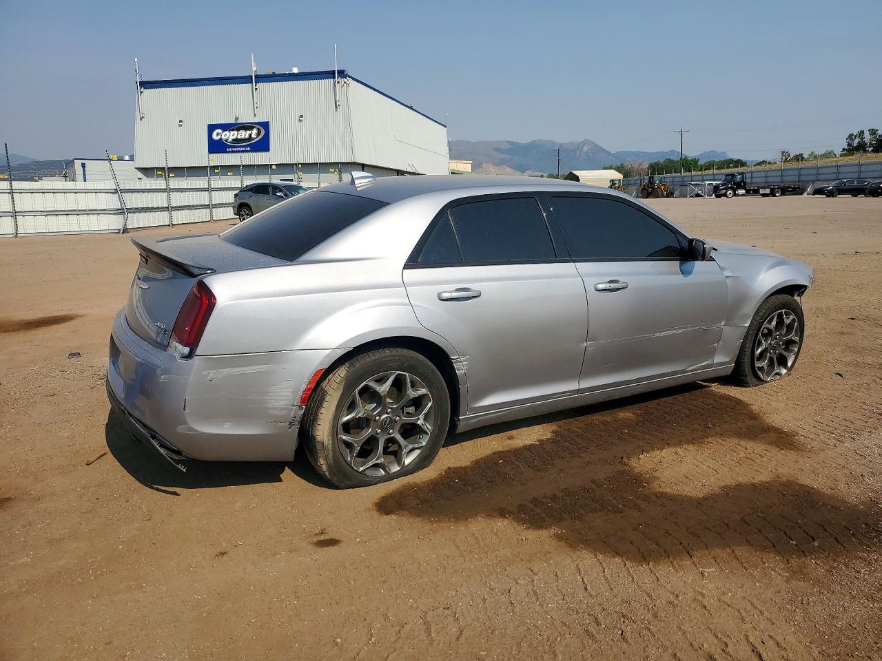 2016 Chrysler 300 S - Image 3