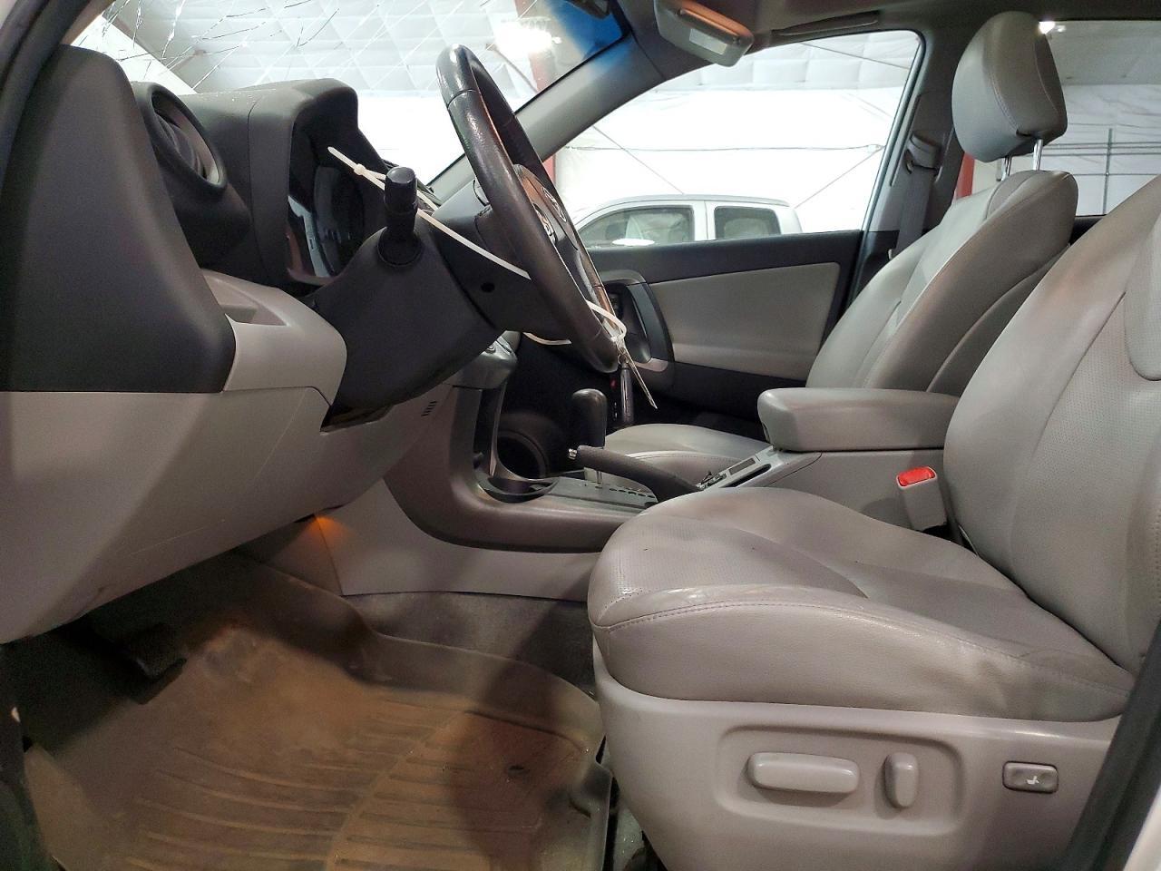 2012 Toyota Rav4 Limited - Фото 7