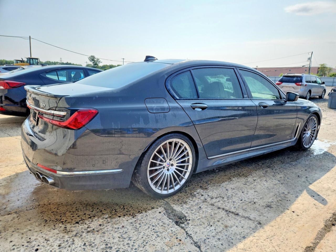 2021 BMW Alpina B7 - Image 3