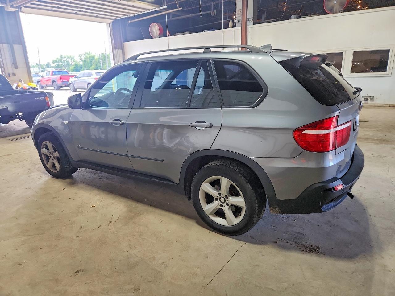 2008 BMW X5 3.0I - Image 2