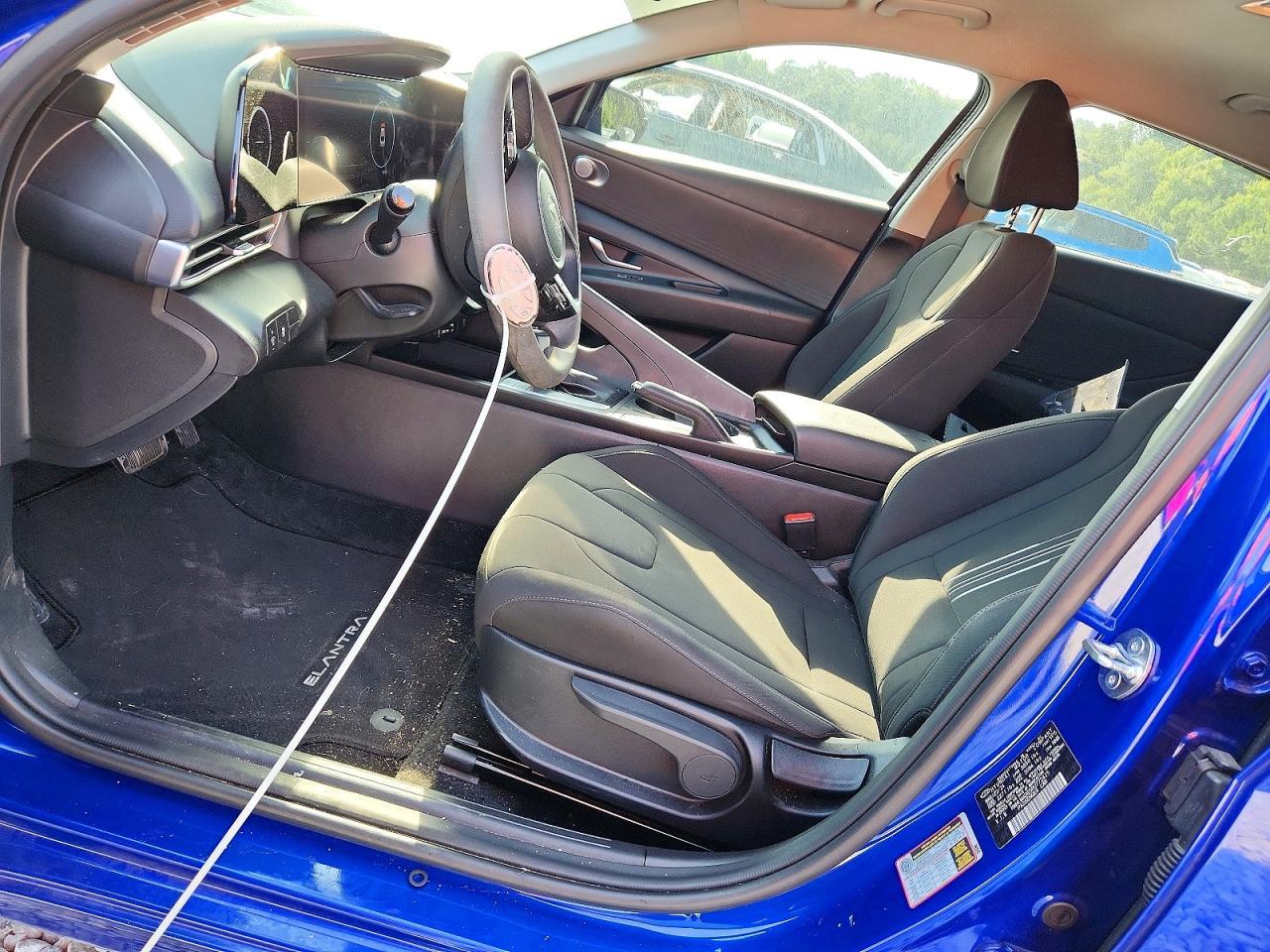 2024 Hyundai Elantra Sel - Image 7