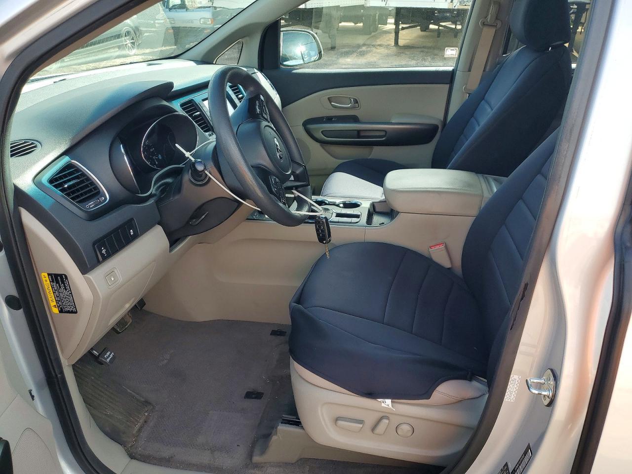 2020 Kia Sedona Lx - Image 7