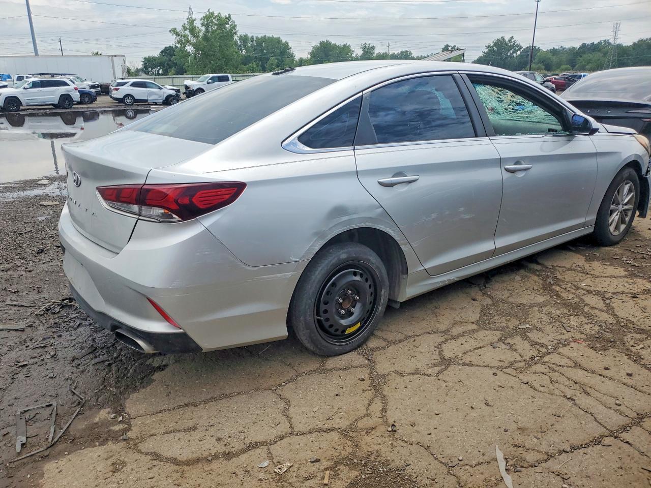 2018 Hyundai Sonata Se - Image 3