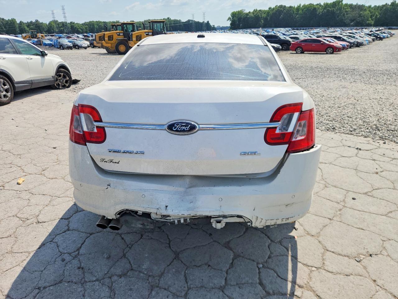 2010 Ford Taurus Sel - Image 6