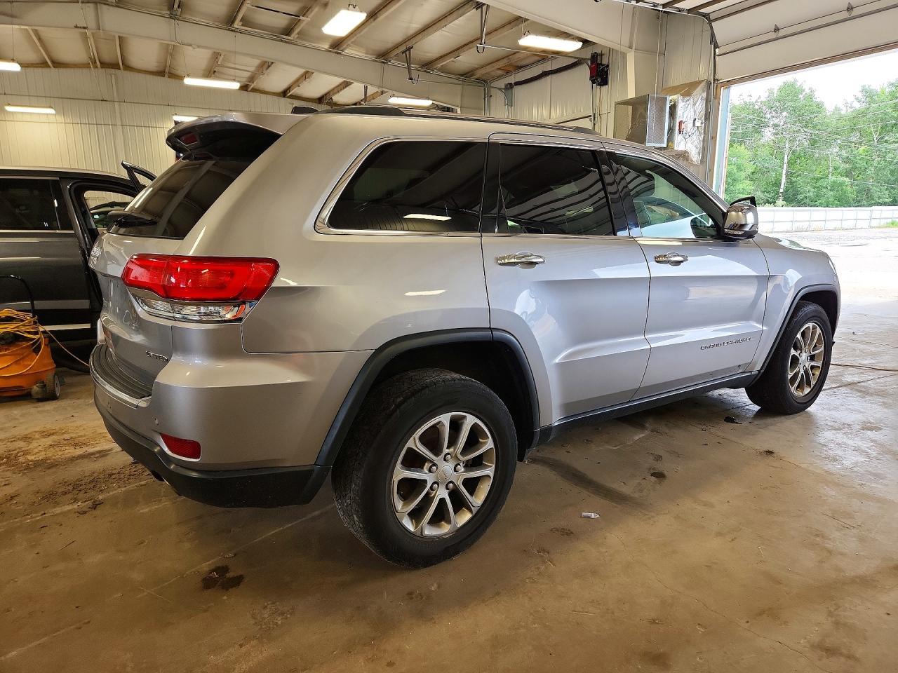 2015 Jeep Grand Cherokee Limited - Фото 3