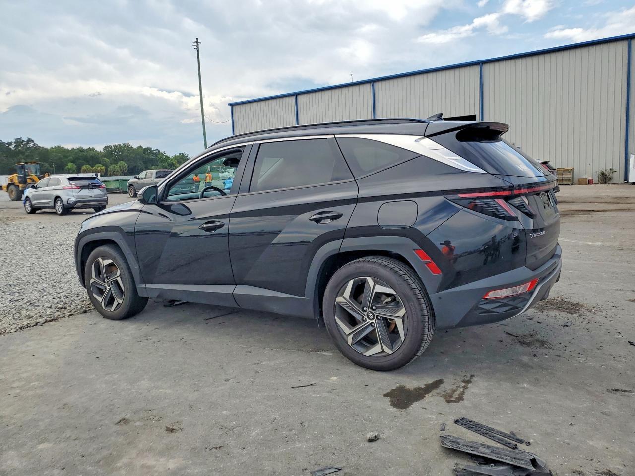 2022 Hyundai Tucson Limited - Фото 2