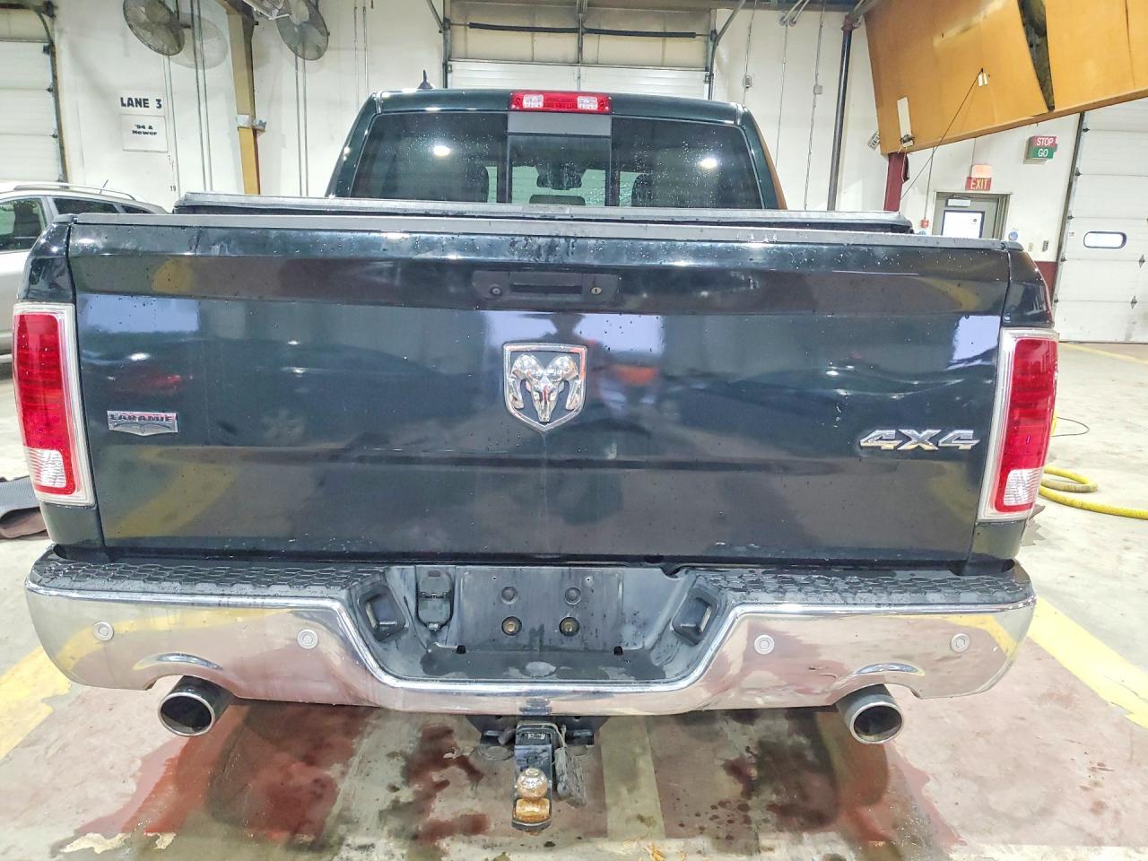 2017 Ram 1500 Laramie - Image 6