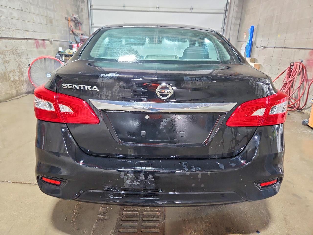 2018 Nissan Sentra S - Image 6