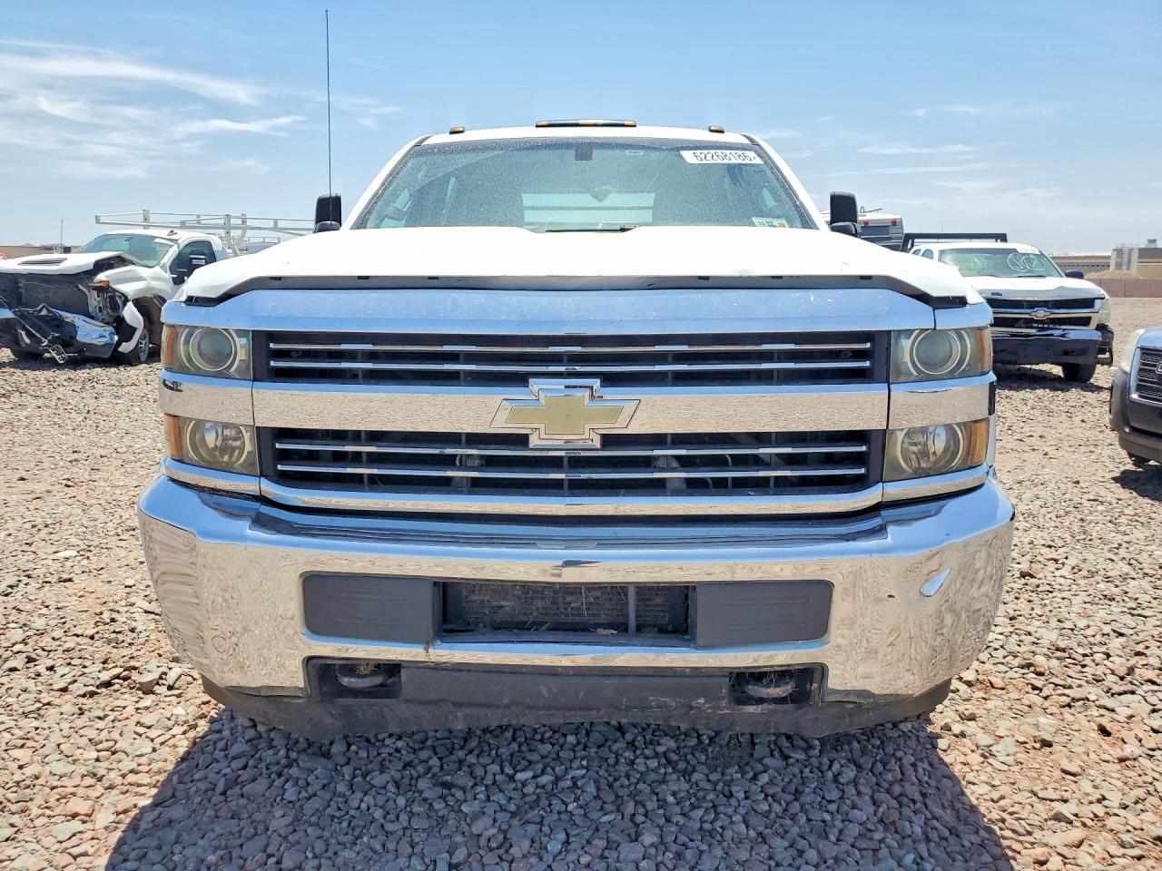 2015 Chevrolet Silverado C3500 - Фото 5