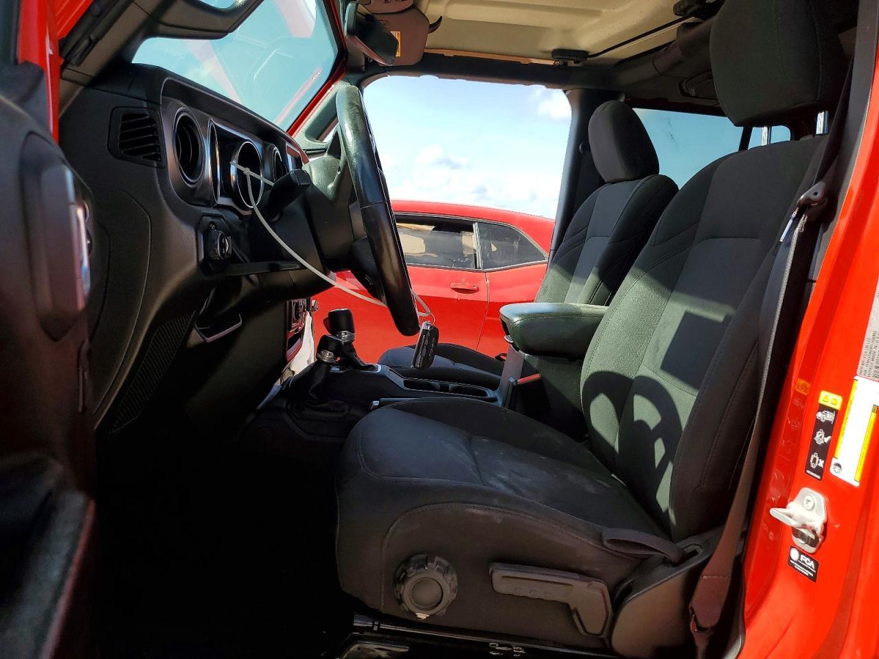 2023 Jeep Gladiator Sport - Image 7
