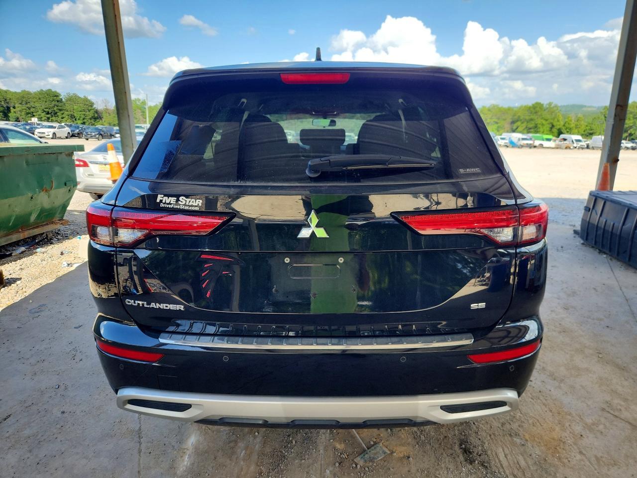 2022 Mitsubishi Outlander Se - Фото 6