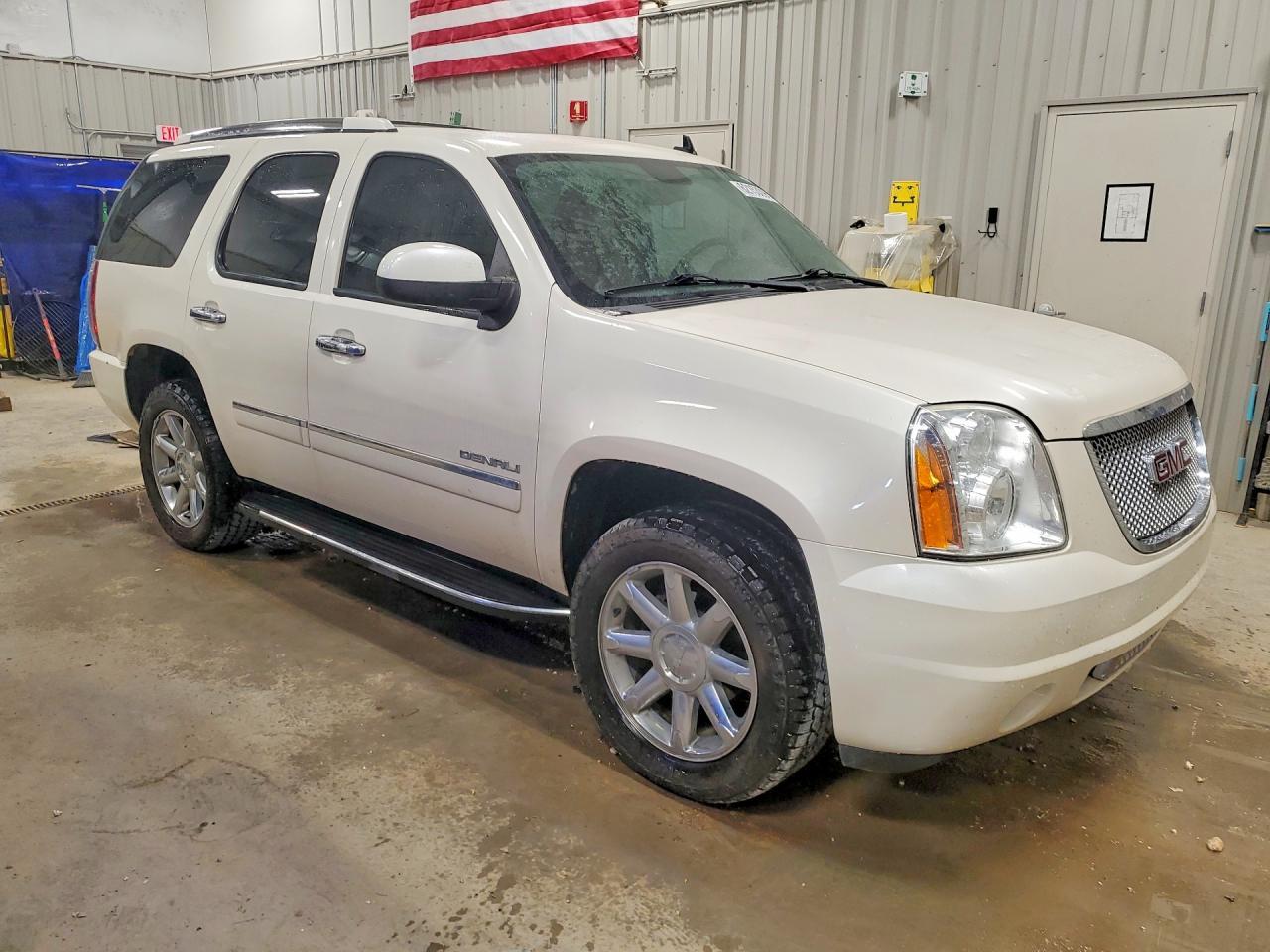 2013 GMC Yukon Denali - Фото 4