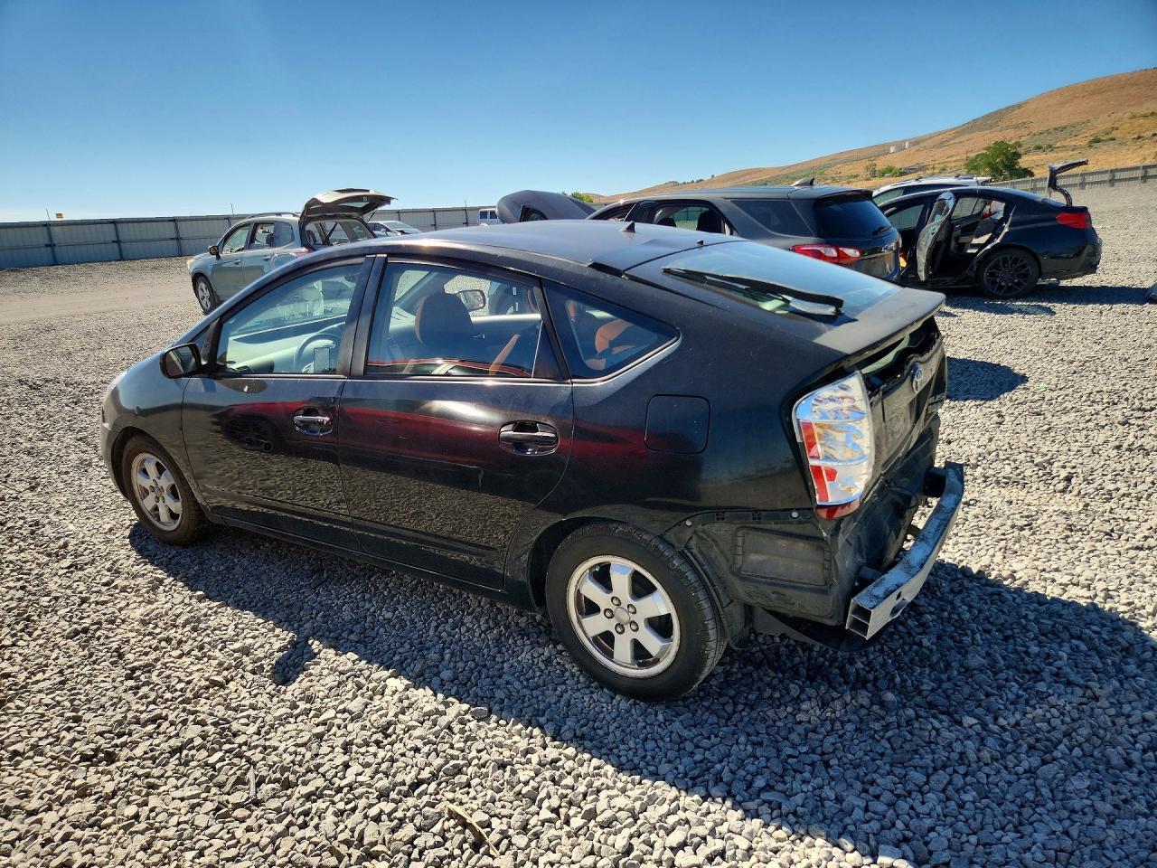 2004 Toyota Prius Base - Фото 2