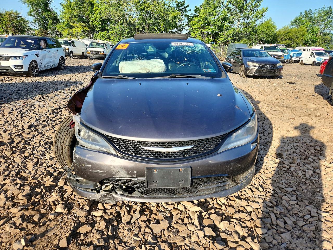 2015 Chrysler 200 S - Image 5