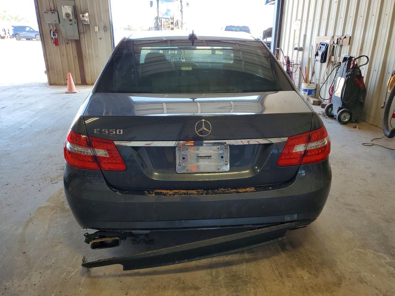 2011 Mercedes-Benz E 550 - Фото 6
