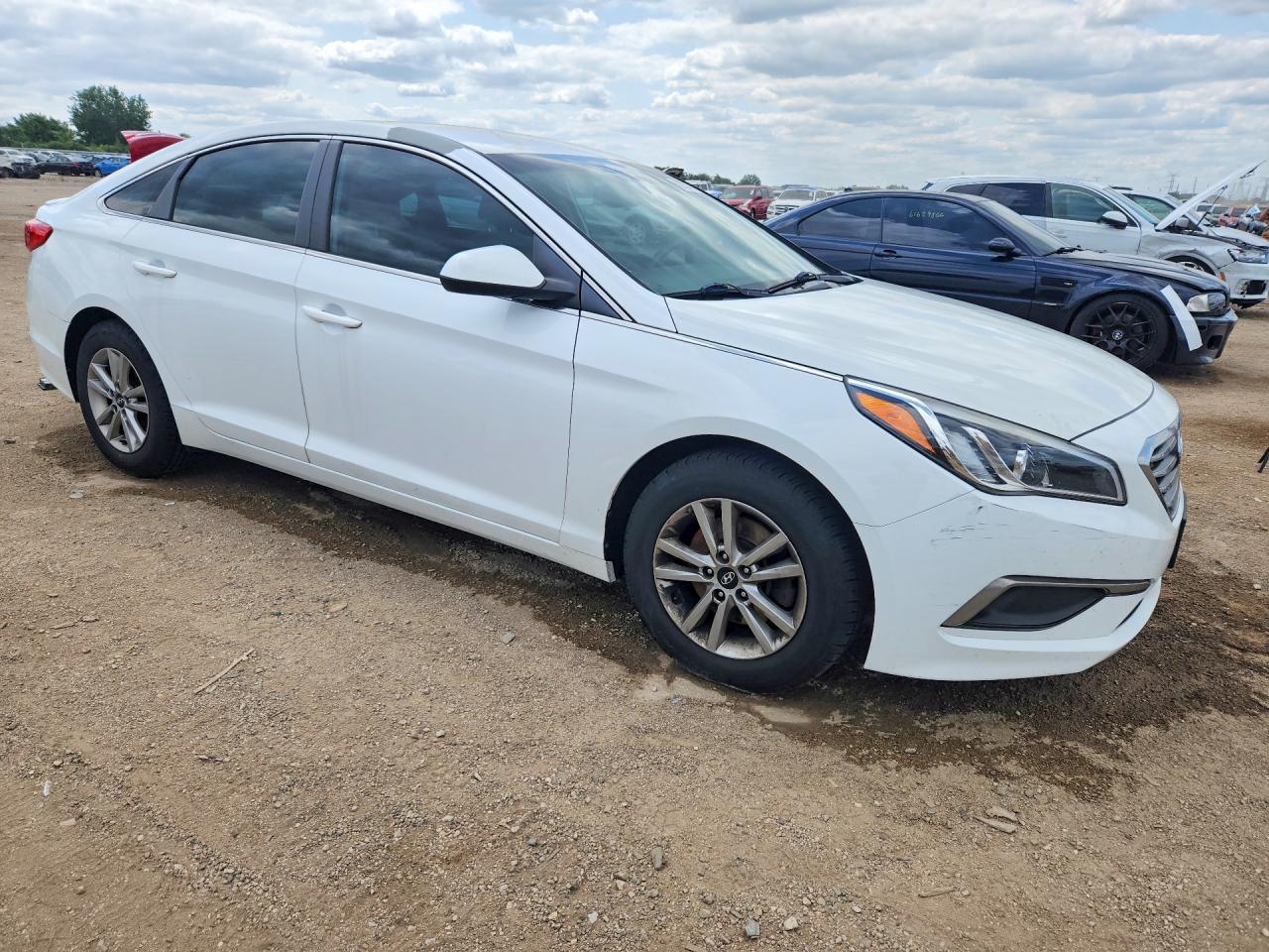 2016 Hyundai Sonata Se - Image 4