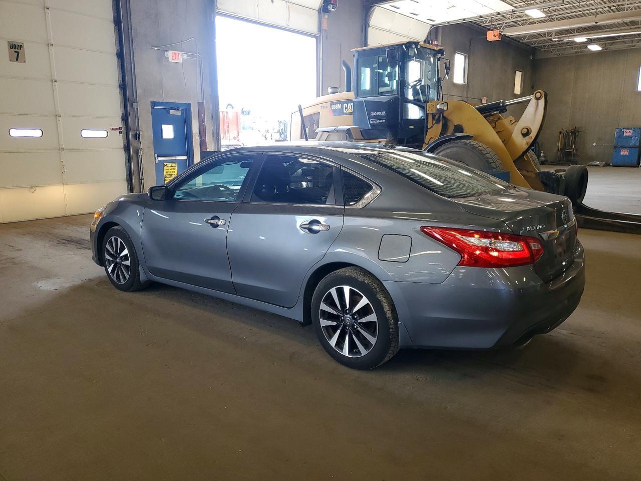 2016 Nissan Altima 2.5 Sv - Image 2