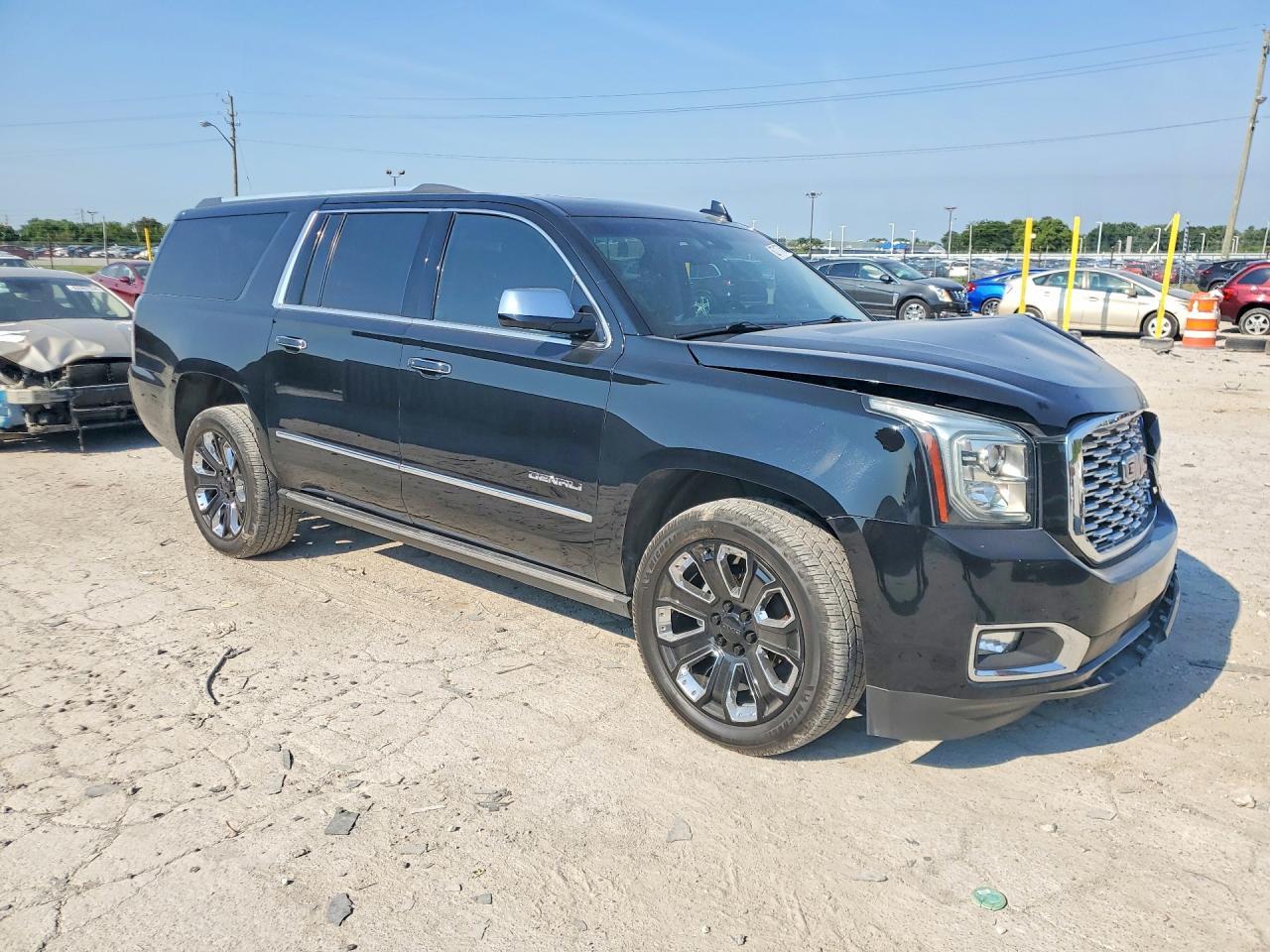 2018 GMC Yukon Xl Denali - Фото 4
