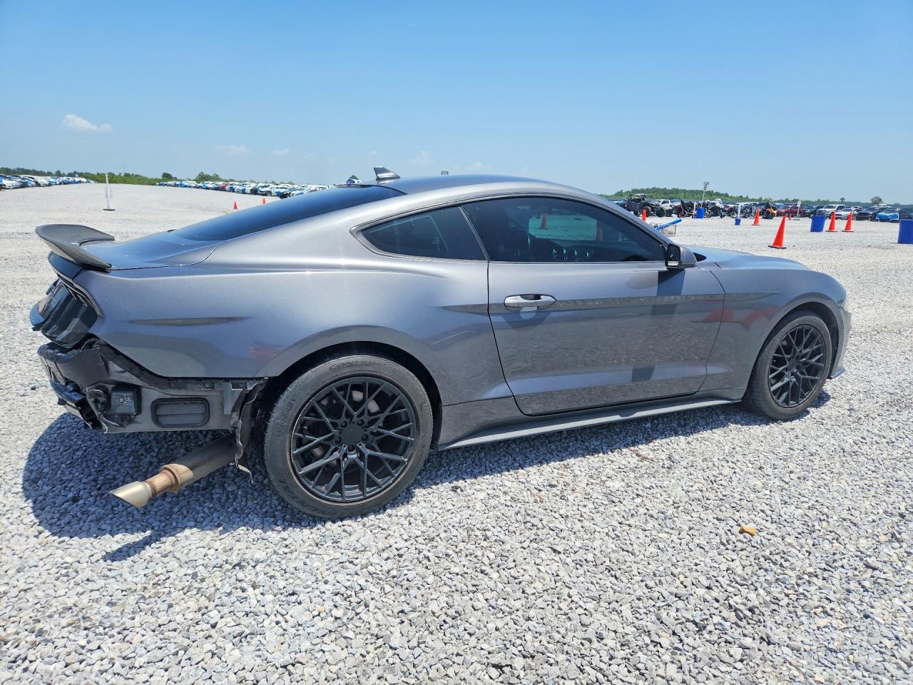 2021 Ford Mustang - Фото 3
