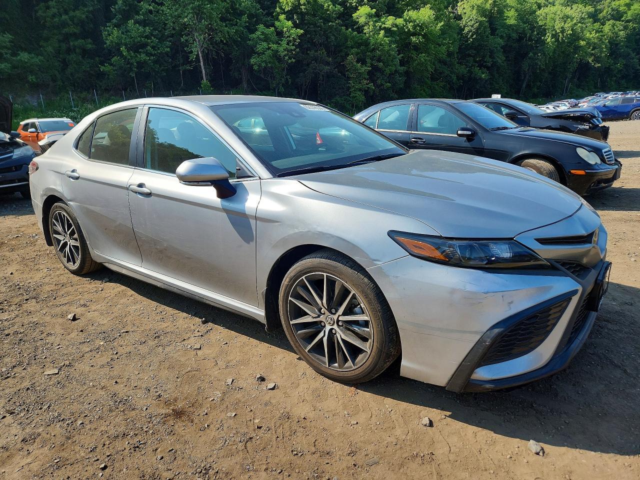 2023 Toyota Camry Se - Фото 4