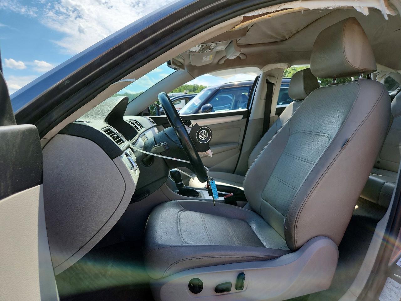 2013 Volkswagen Passat Se - Фото 7