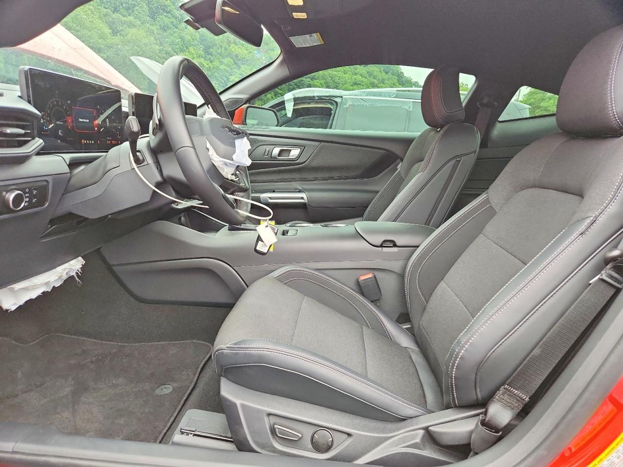 2024 Ford Mustang Gt - Фото 7