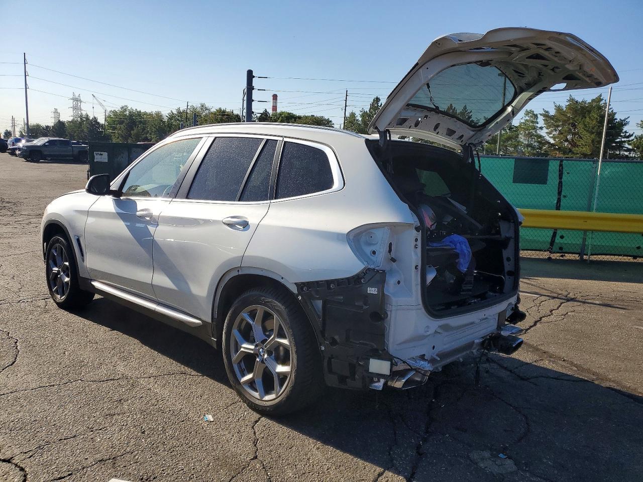 2024 BMW X3 xDrive30I - Image 2