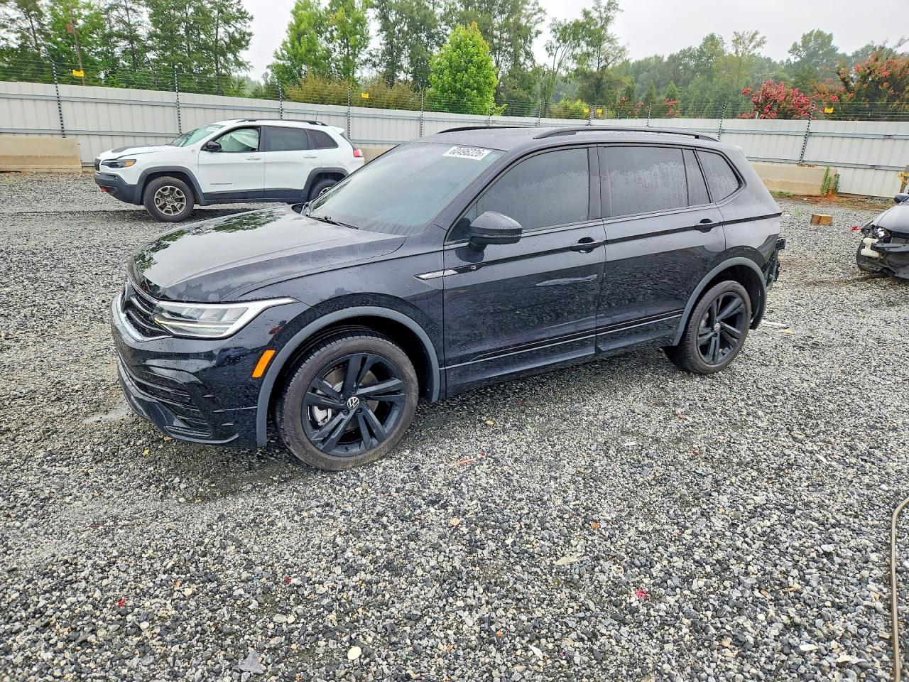 2024 Volkswagen Tiguan Se R-Line Black